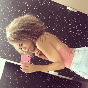 Meet your Posher, Natasha